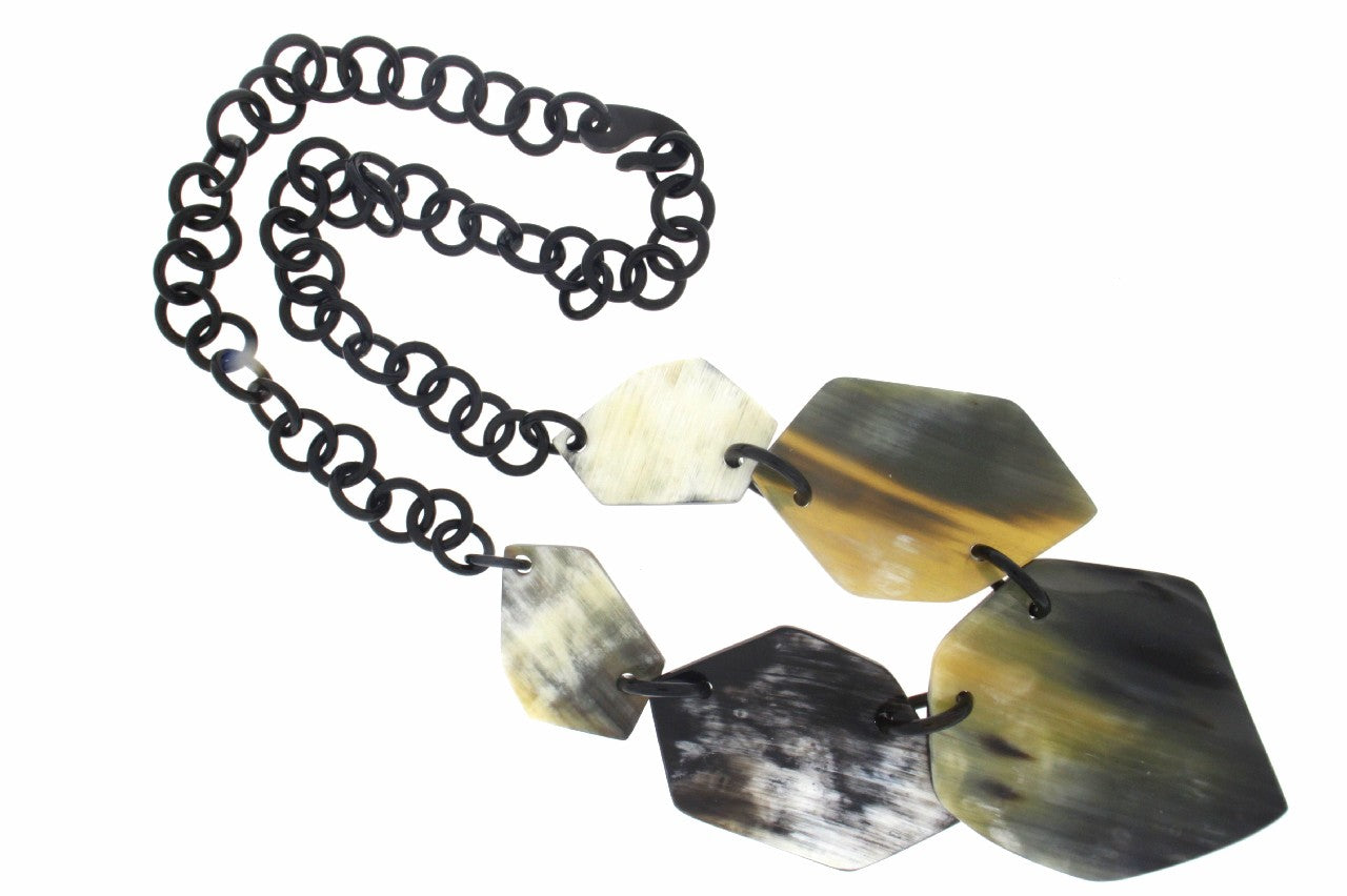 Collana in Corno Naturale