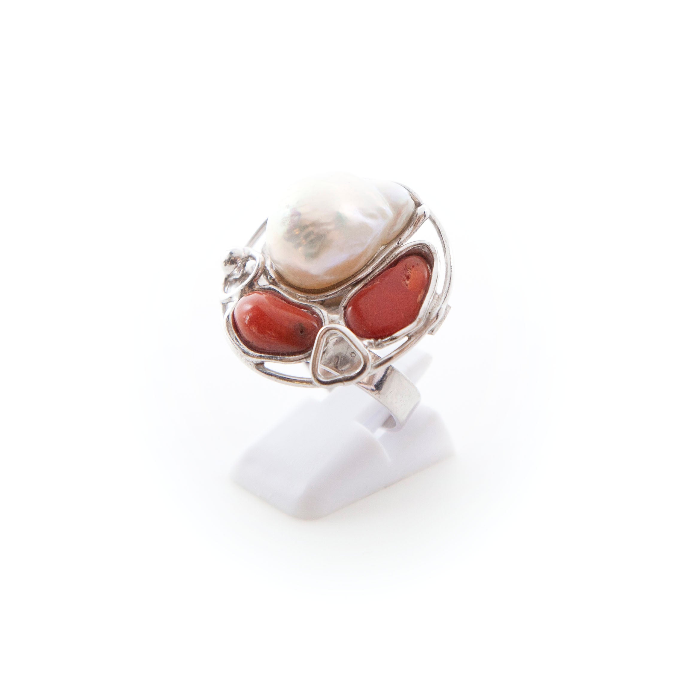 Anello in Arg.925, Corallo Mediterraneo e Perla Scaramazza