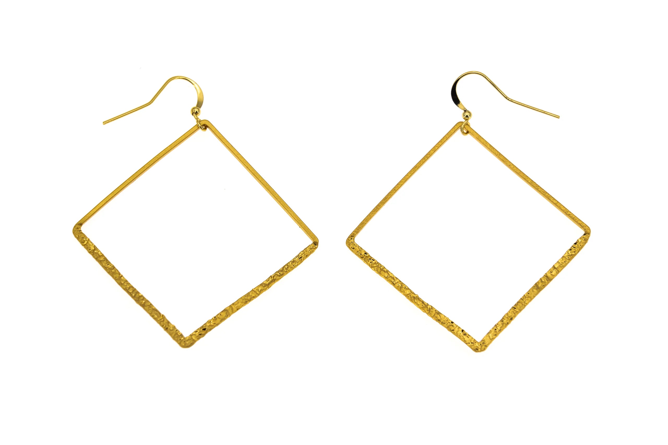 Orecchini rombo martellato in Ottone