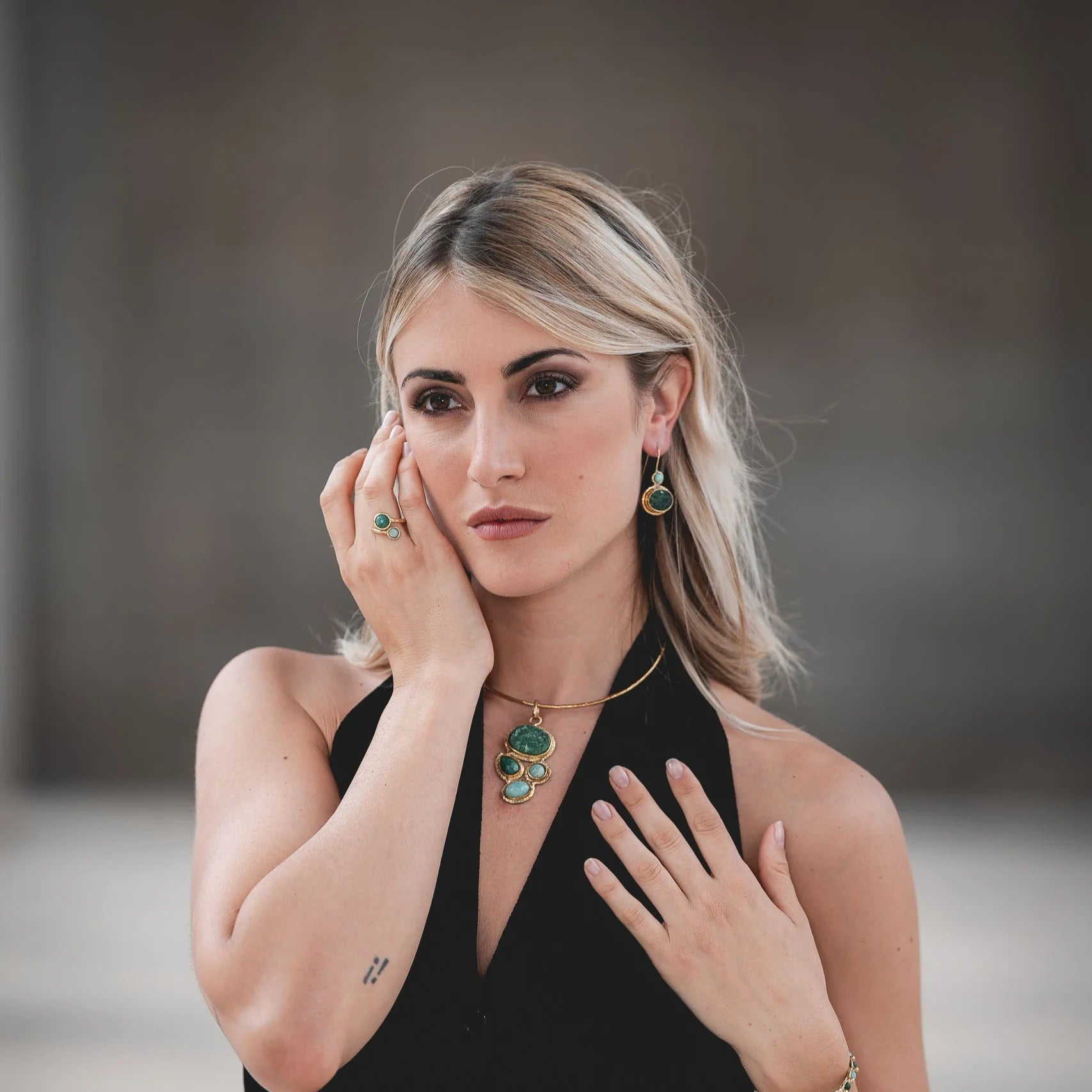 Orecchini monachella in Ottone e Pietre naturali