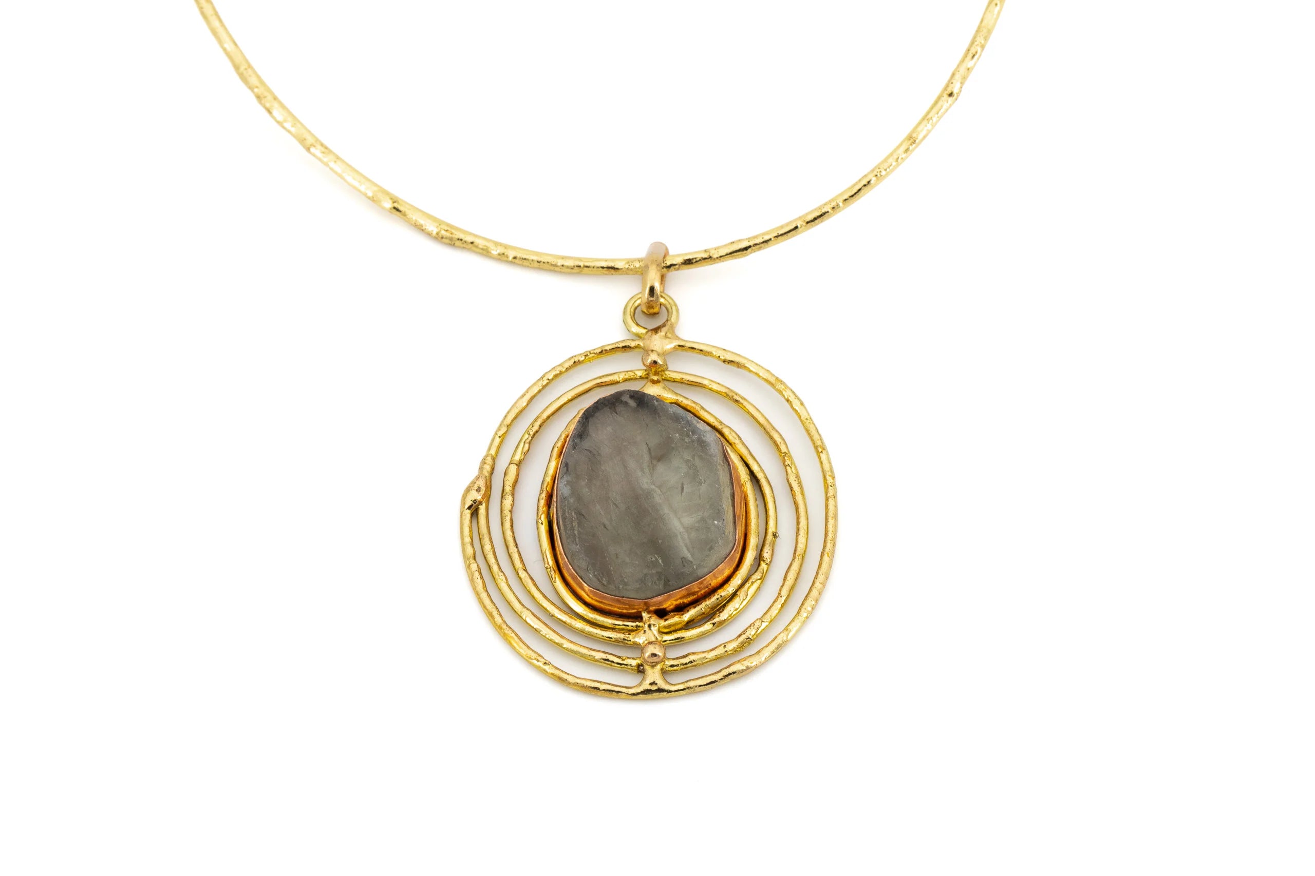 Girocollo in Ottone e Acciaio con Ametista verde (Prasiolite)